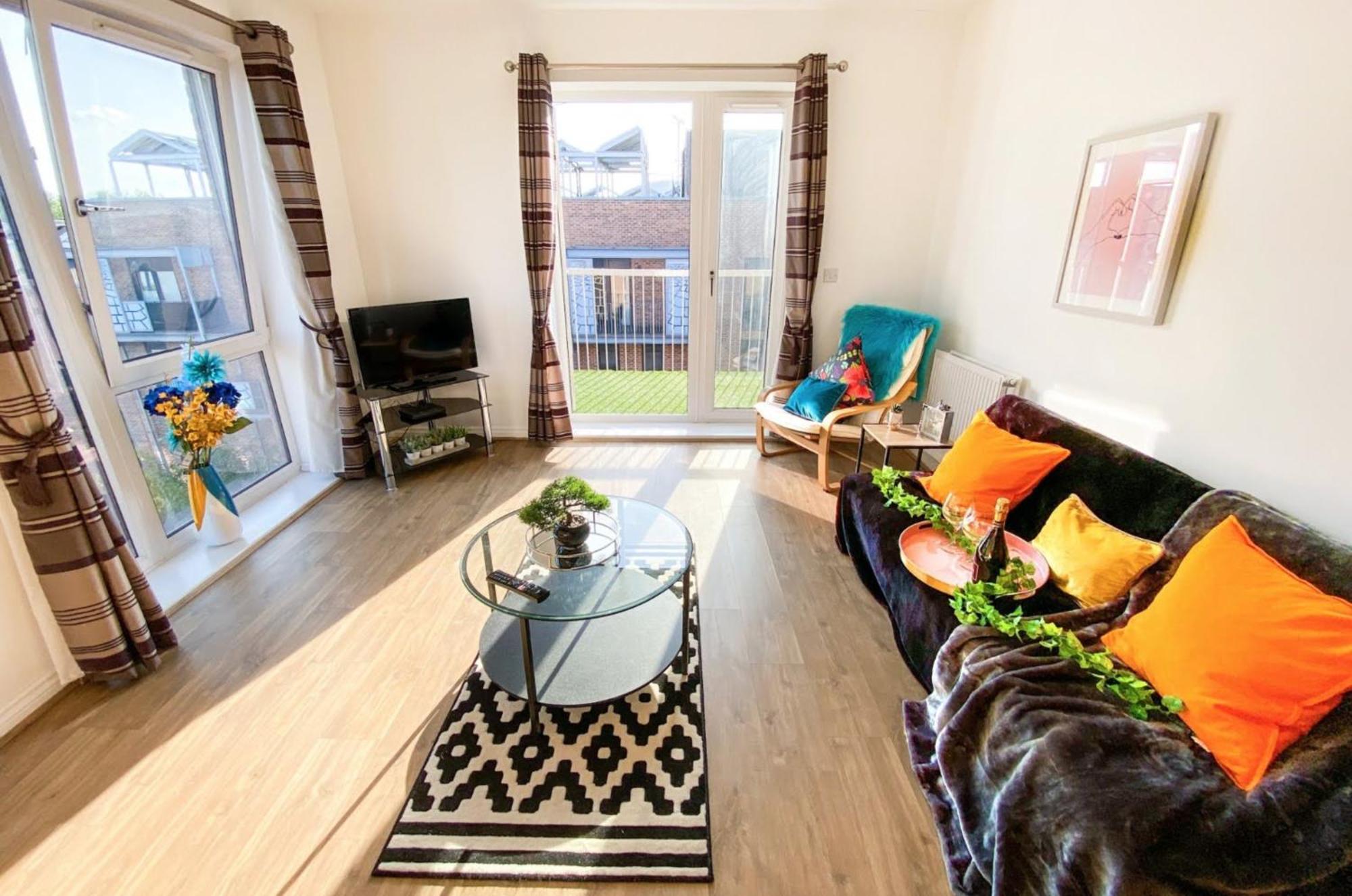 Appartement Beautiful 2 Bedroom, 2 Bathroom, Free Parking, Centre Penthouse Milton Keynes